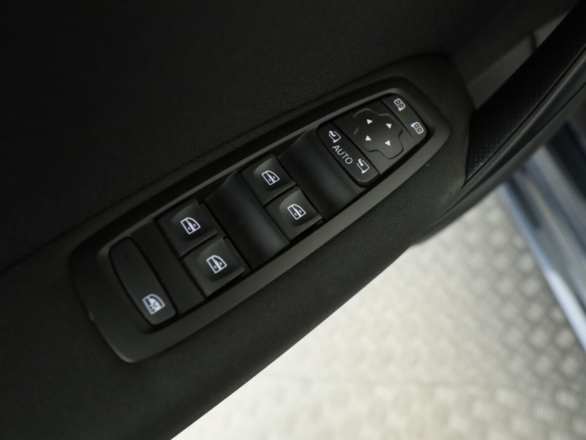 Renault Megane GRANDTOUR BUSINESS EDITION TCe 140