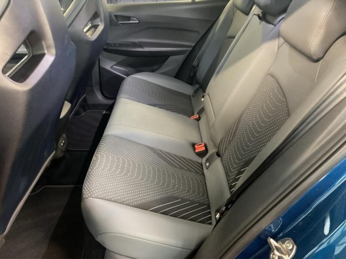 Cupra Born VZ h 20 PANO HUD TOP VIEW SENNHEISER HEAT PUMP