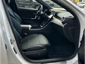 Mercedes-Benz C 200 T Avantgarde Digital-Light AHK Ambiente