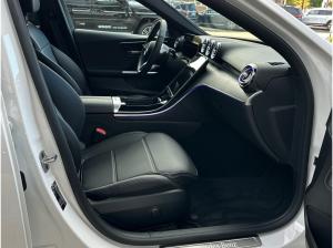 Mercedes-Benz C 200 T Avantgarde Digital-Light AHK Ambiente