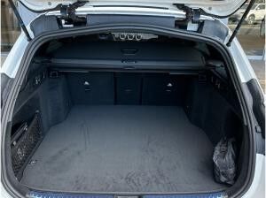 Mercedes-Benz C 200 T Avantgarde Digital-Light AHK Ambiente