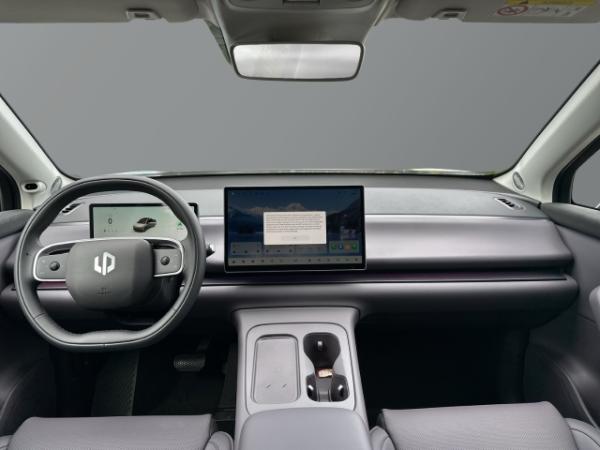 Leapmotor C10 REEV MY25 DAB PDC 360° Kamera ACC SHZ Klimaautom.