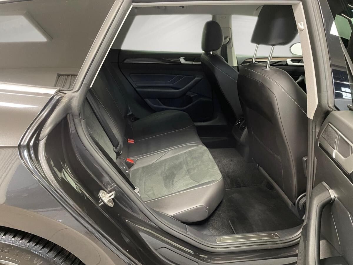 Volkswagen Arteon Shooting Brake Elegance 2.0 TSI 140kW DSG - LED AHK Rear View IQ.Drive Navi LM SHZ DAB+ MFL Digital Cockpit Pro