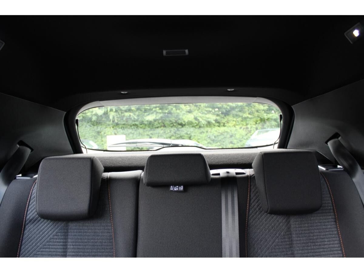 Peugeot 2008 STYLE PureTech 100 *SOFORT LIEFERBAR*