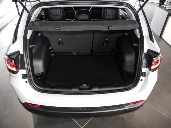 Jeep Compass North Star Mild-Hybrid Sicherheits-Paket LED ACC