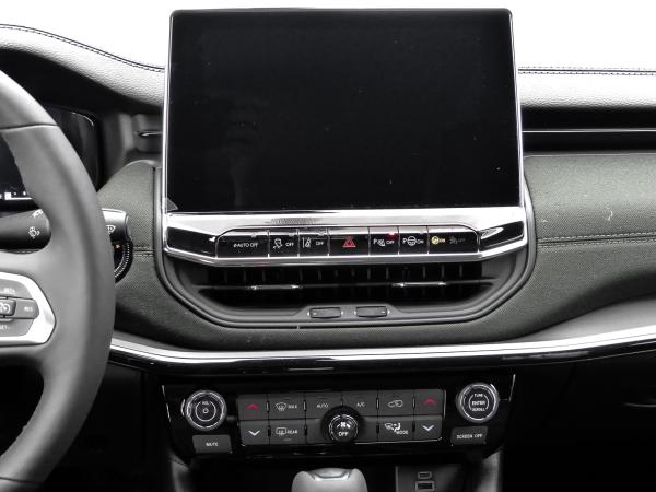 Jeep Compass North Star Mild-Hybrid Sicherheits-Paket LED ACC