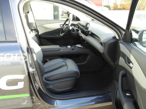 MG S5 EV MG S5 EV Luxury Long Range