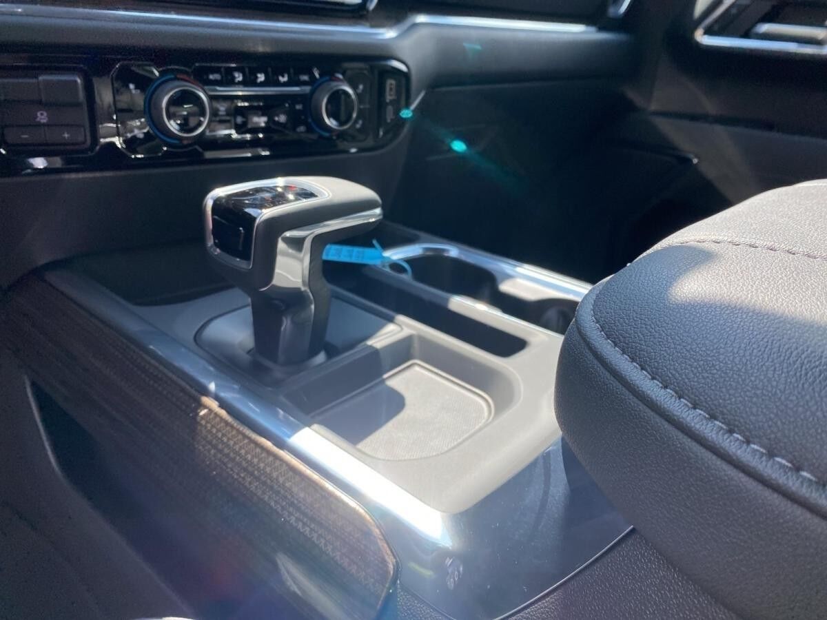 Chevrolet Silverado 1500 4WD LT TRAIL BOSS 6.2L V8