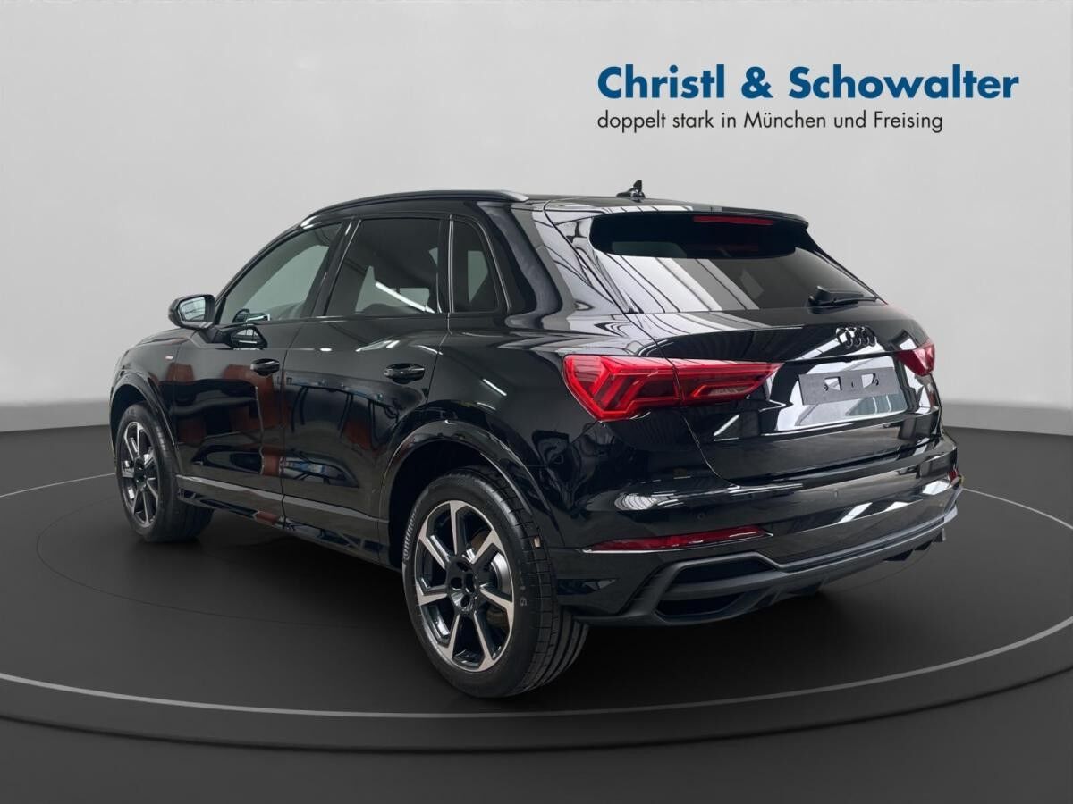 Audi Q3 35 TDI S-tronic - S line