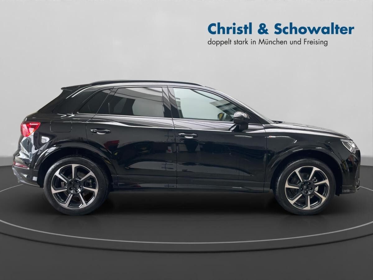 Audi Q3 35 TDI S-tronic - S line