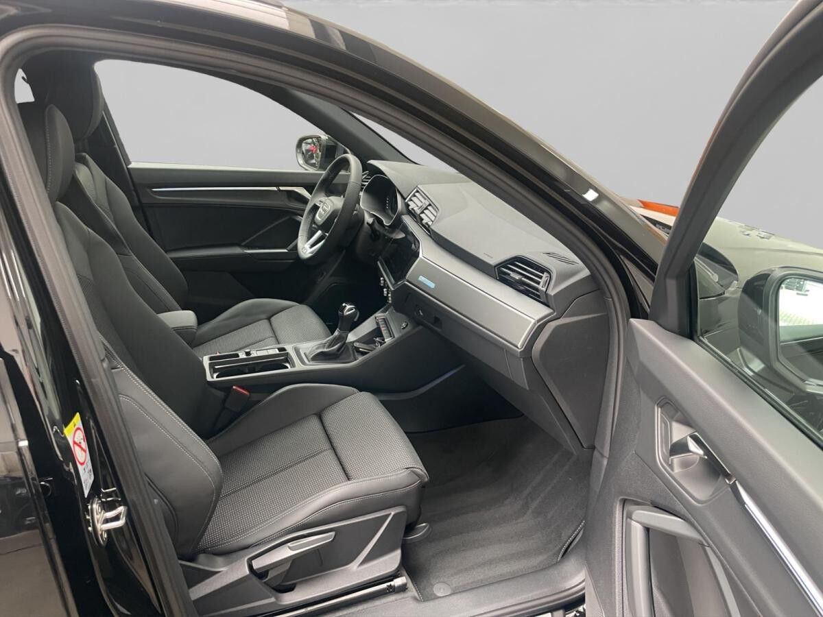 Audi Q3 35 TDI S-tronic - S line