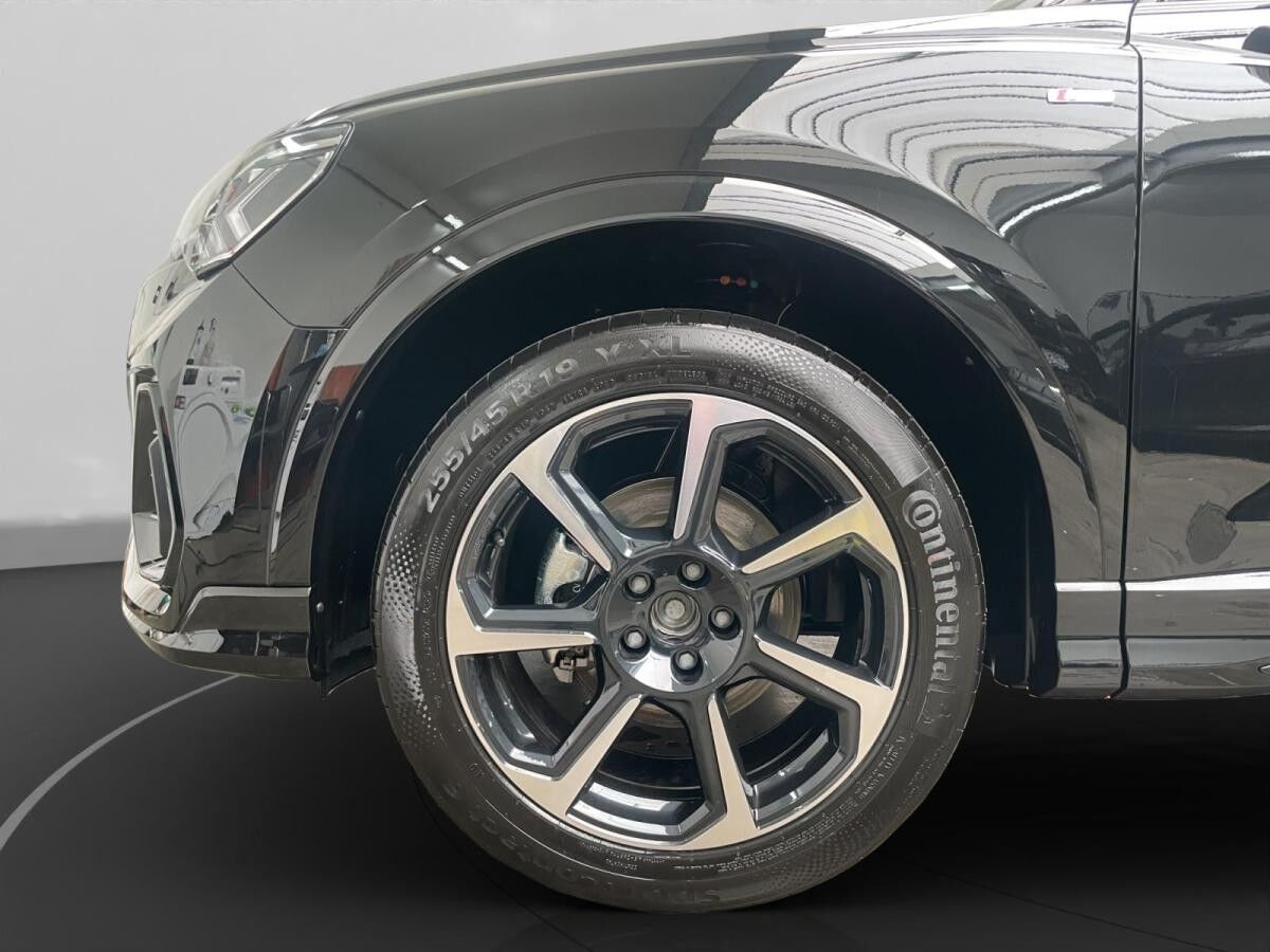 Audi Q3 35 TDI S-tronic - S line