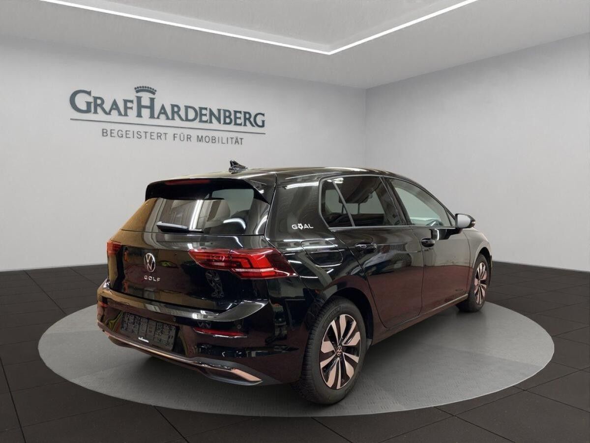 Volkswagen Golf VIII 2.0 TDI DSG GOAL / SOFORT VERFÜGBAR !