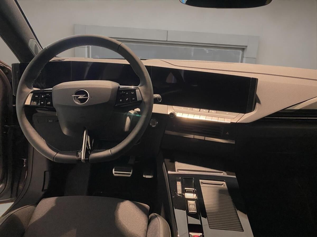 Opel Astra Sports Tourer 115 kW GS