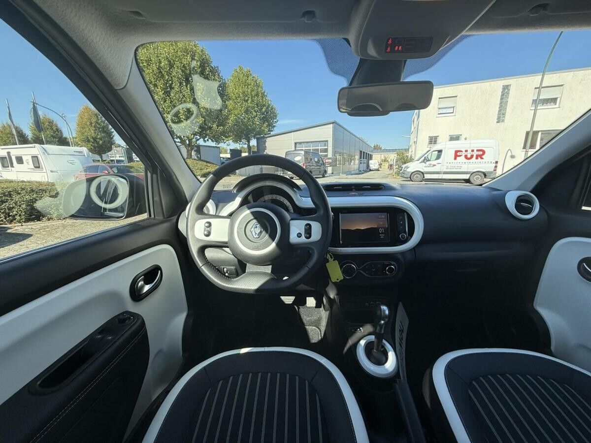Renault Twingo Techno E-Tech *Allwetterreifen*