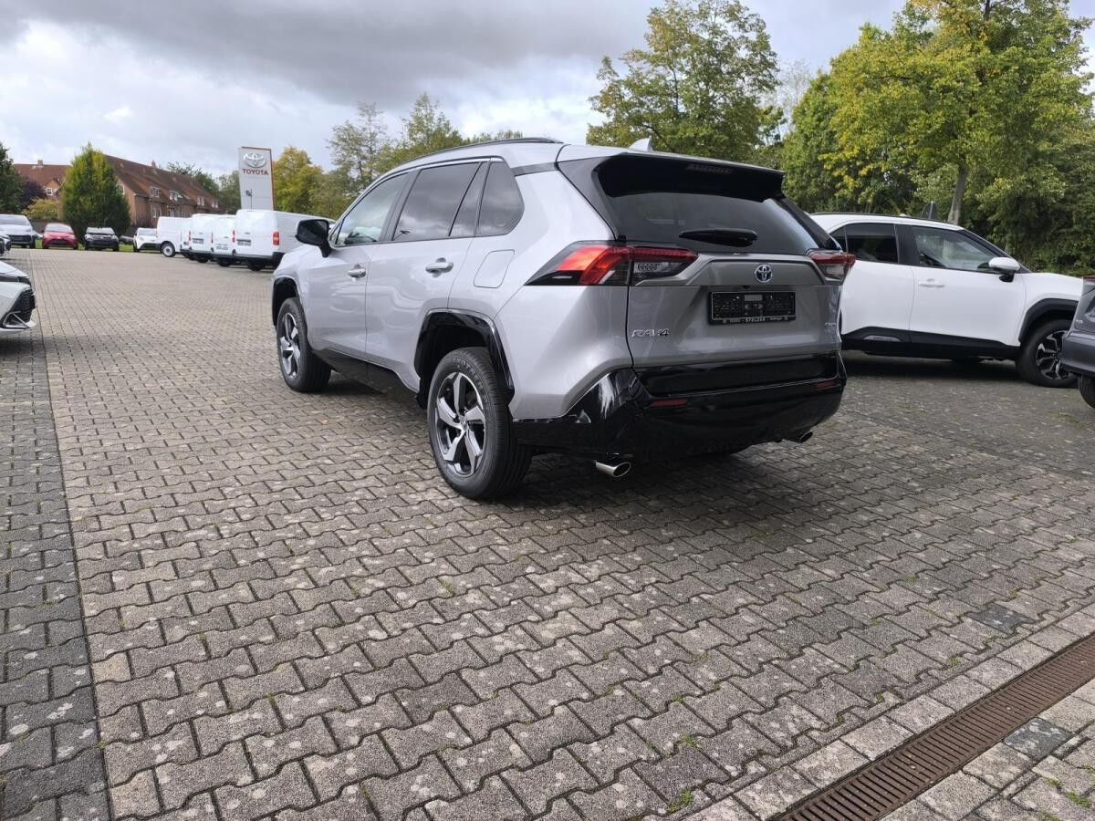 Toyota RAV 4 Plug-in-Hybrid Teamplayer (XA5)