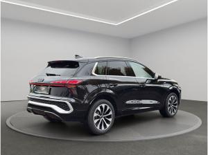 Audi Q3 SUV TFSI S tronic+PANO+LED+S LINE