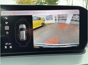 Audi Q3 SUV TFSI S tronic+PANO+LED+S LINE