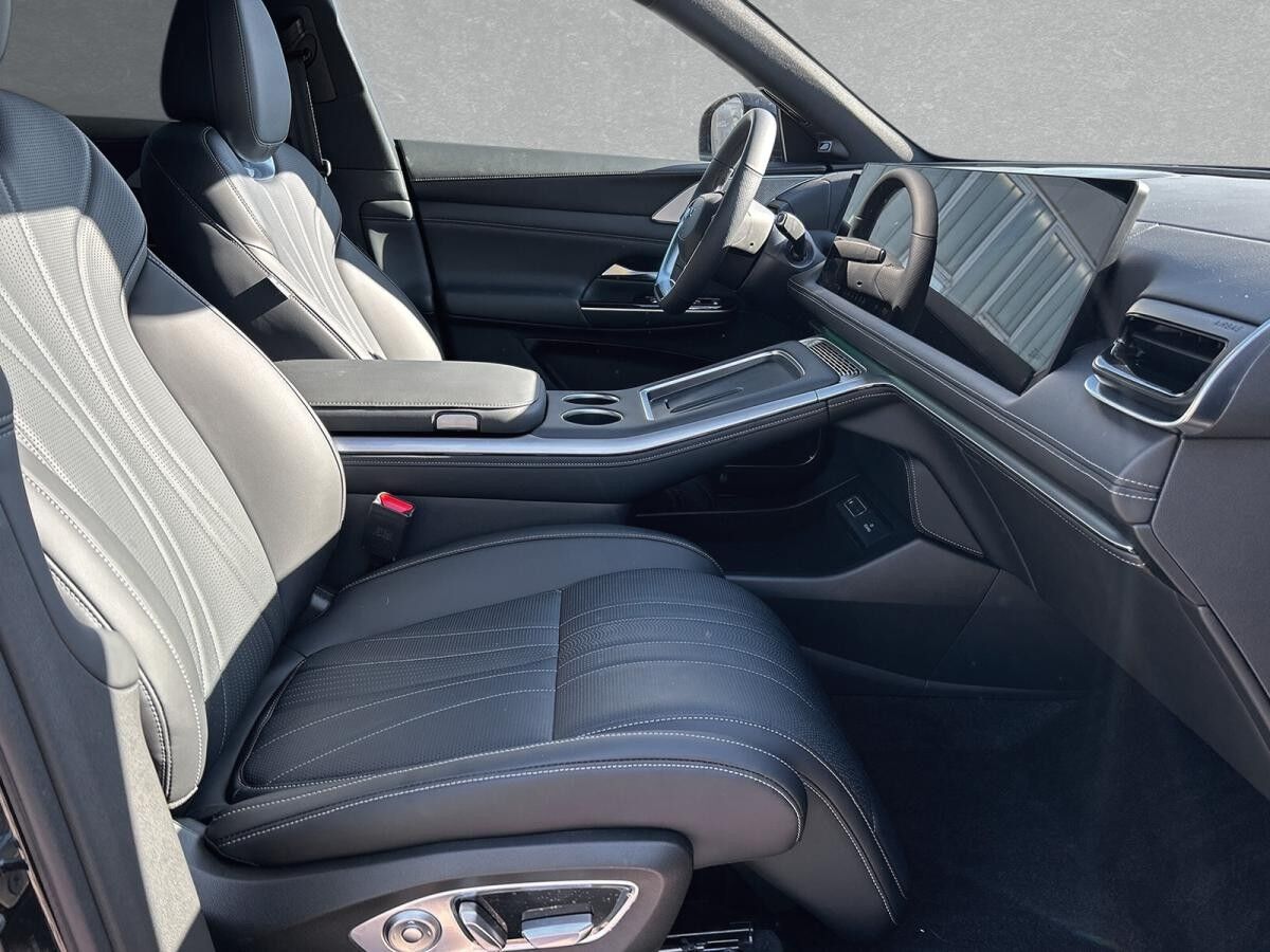 XPENG G9 RWD Standard Range MY24 20" Premium-Pack 360°Kamera