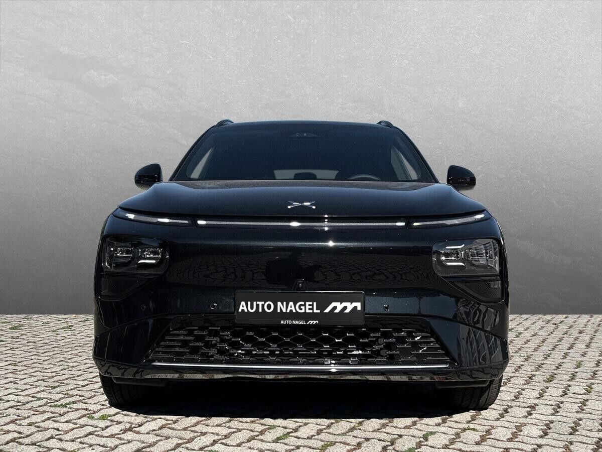 XPENG G9 RWD Standard Range MY24 20" Premium-Pack 360°Kamera