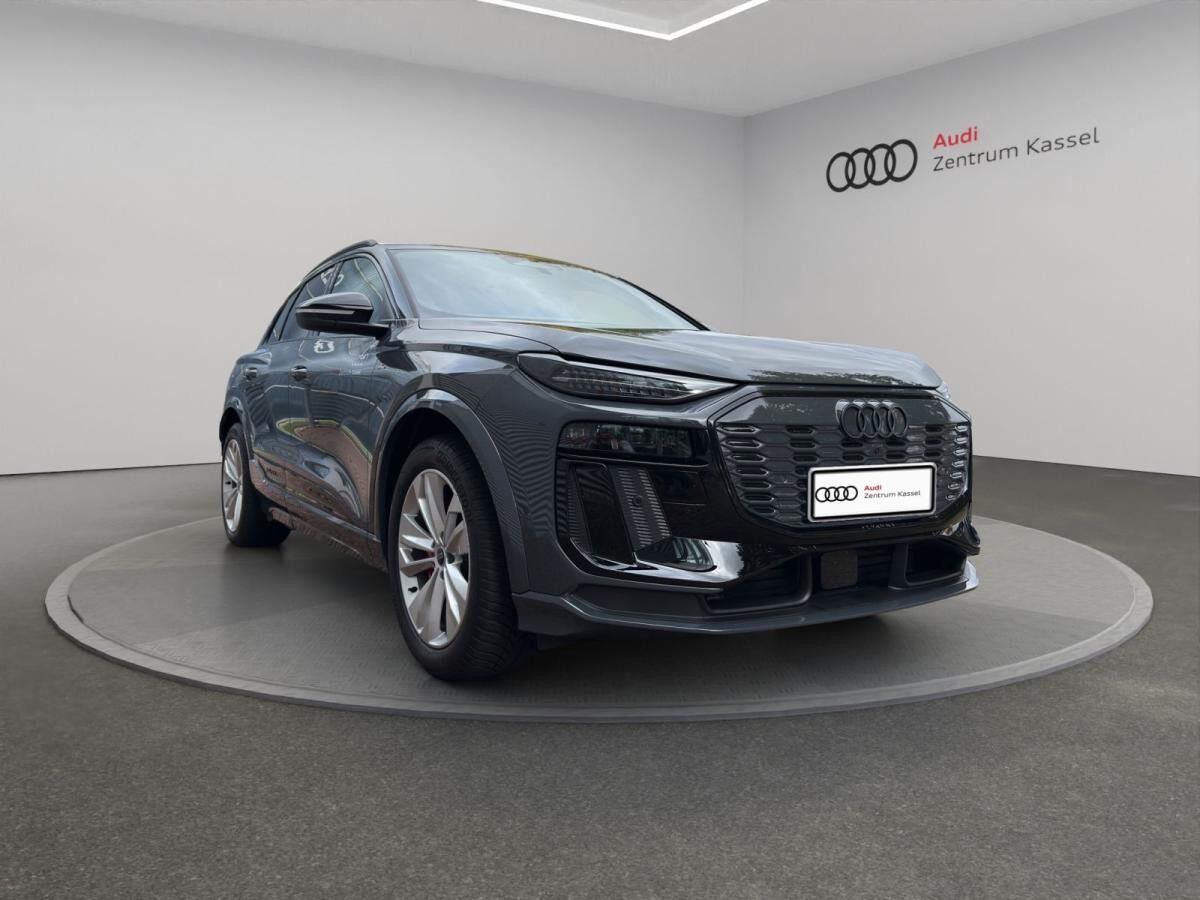 Audi Q6 e-tron Q6 SUV e-tron performance S line Pano B&O HuD
