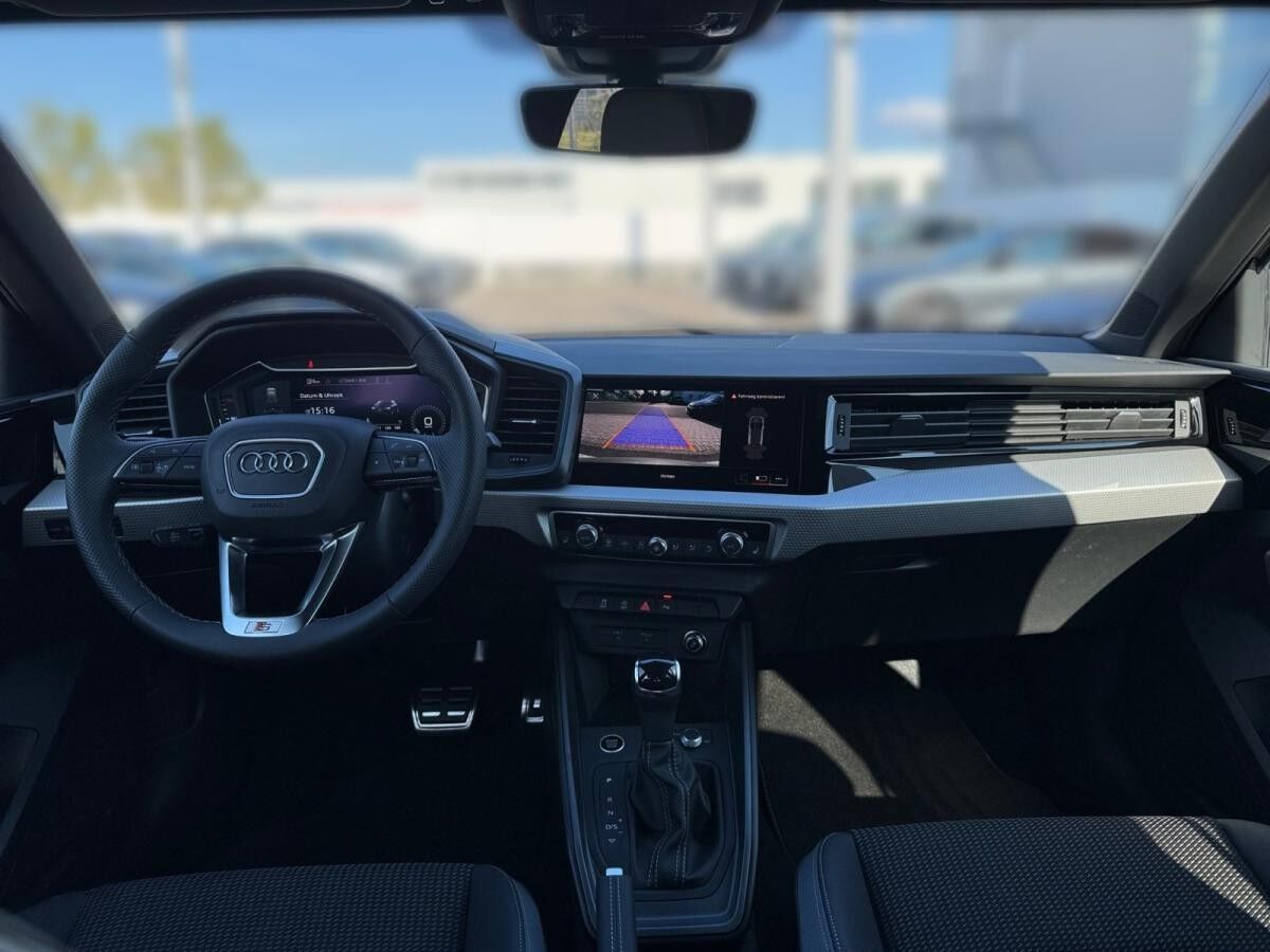 Audi A1 Sportback advanced 30 TFSI S tronic S Line  >> Aktion bis 16.12.25<<