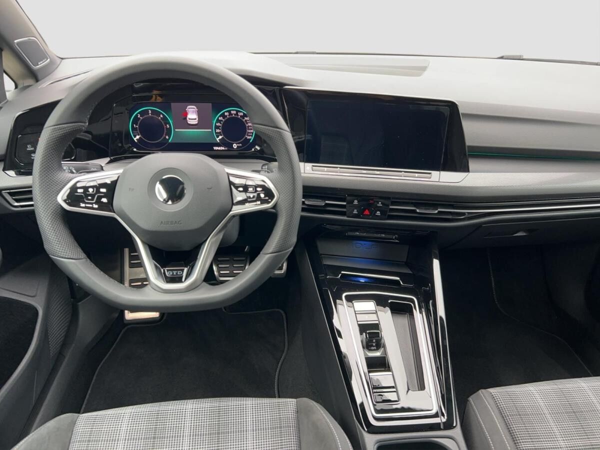 Volkswagen Golf VIII 8 GTD Pano Keyless Travel StaHzg MATRIX