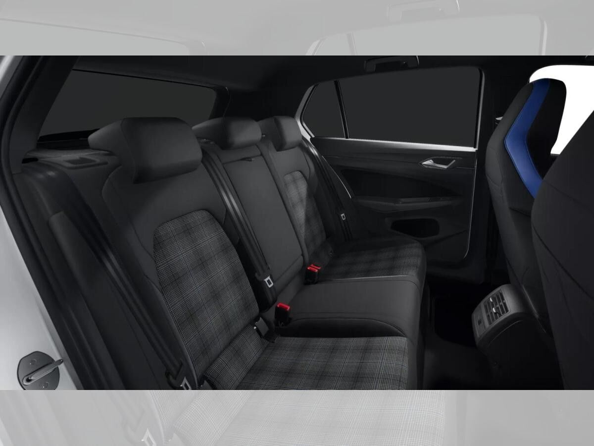 Volkswagen Golf VIII GTE