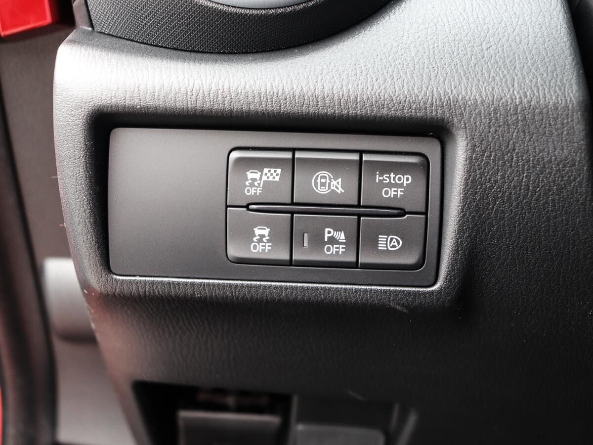 Mazda MX-5 2024 SKYACTIV-G 132 1.5L 6MT RWD Exclusive-line