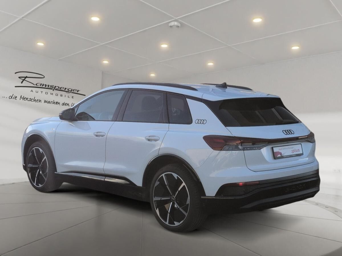 Audi Q4 e-tron 45 S line, AHK, Matrix, 360 Grad, Standklima,