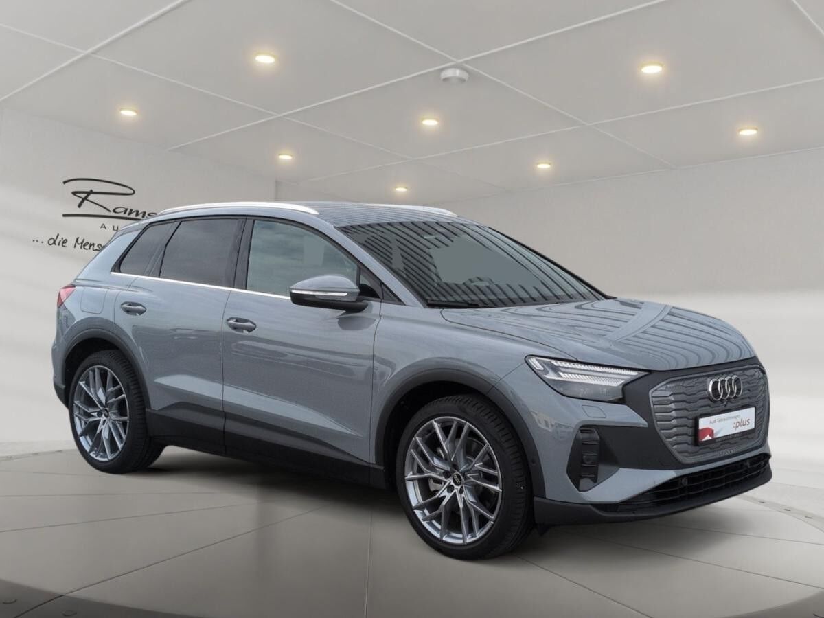 Audi Q4 e-tron 45 S line, Matrix, AHK, 360 Grad, Standklima