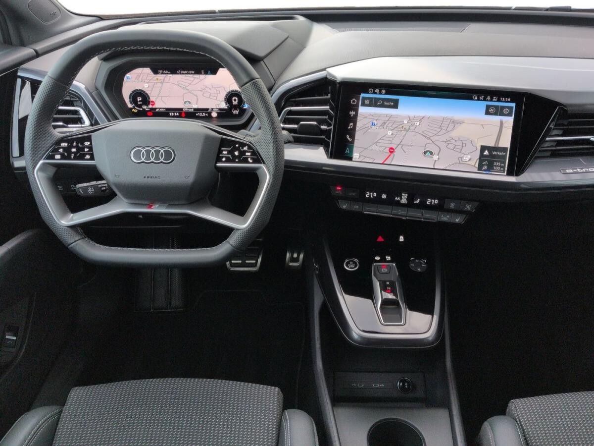 Audi Q4 e-tron 45 S line, Matrix, AHK, 360 Grad, Standklima