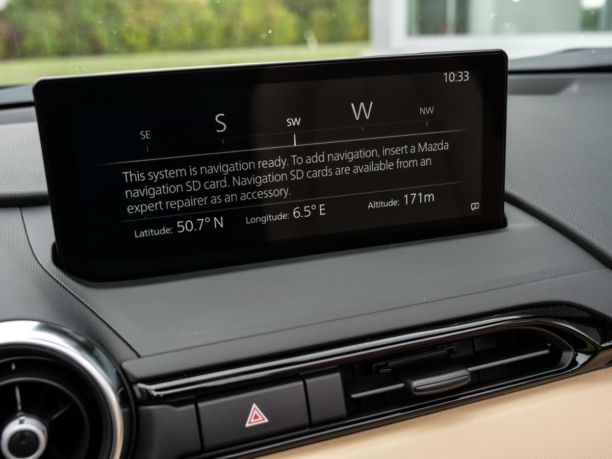 Mazda MX-5 2024 SKYACTIV-G 132 1.5L 6MT RWD Kazari RF