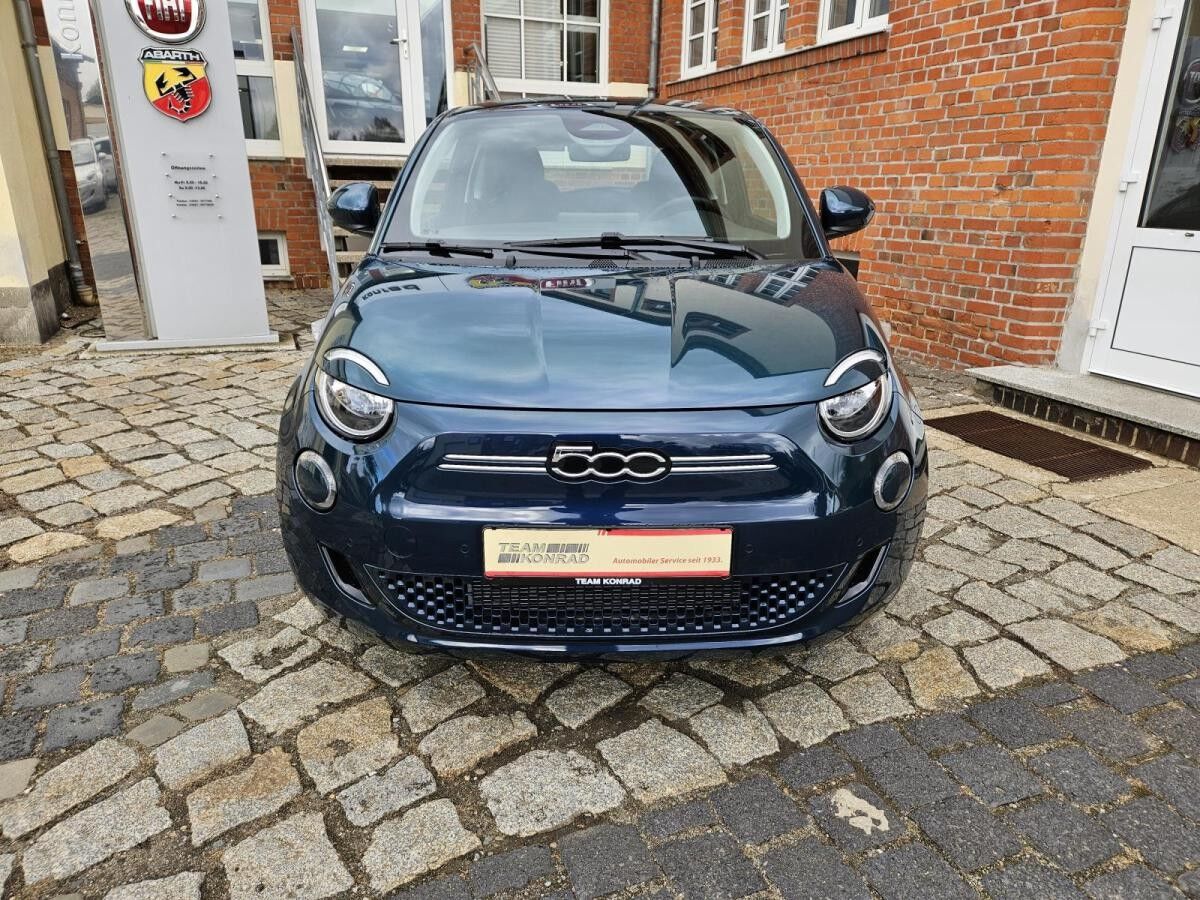 Fiat 500e Icon - sofort verfügbar - Komfort Paket - verschiedene Farben