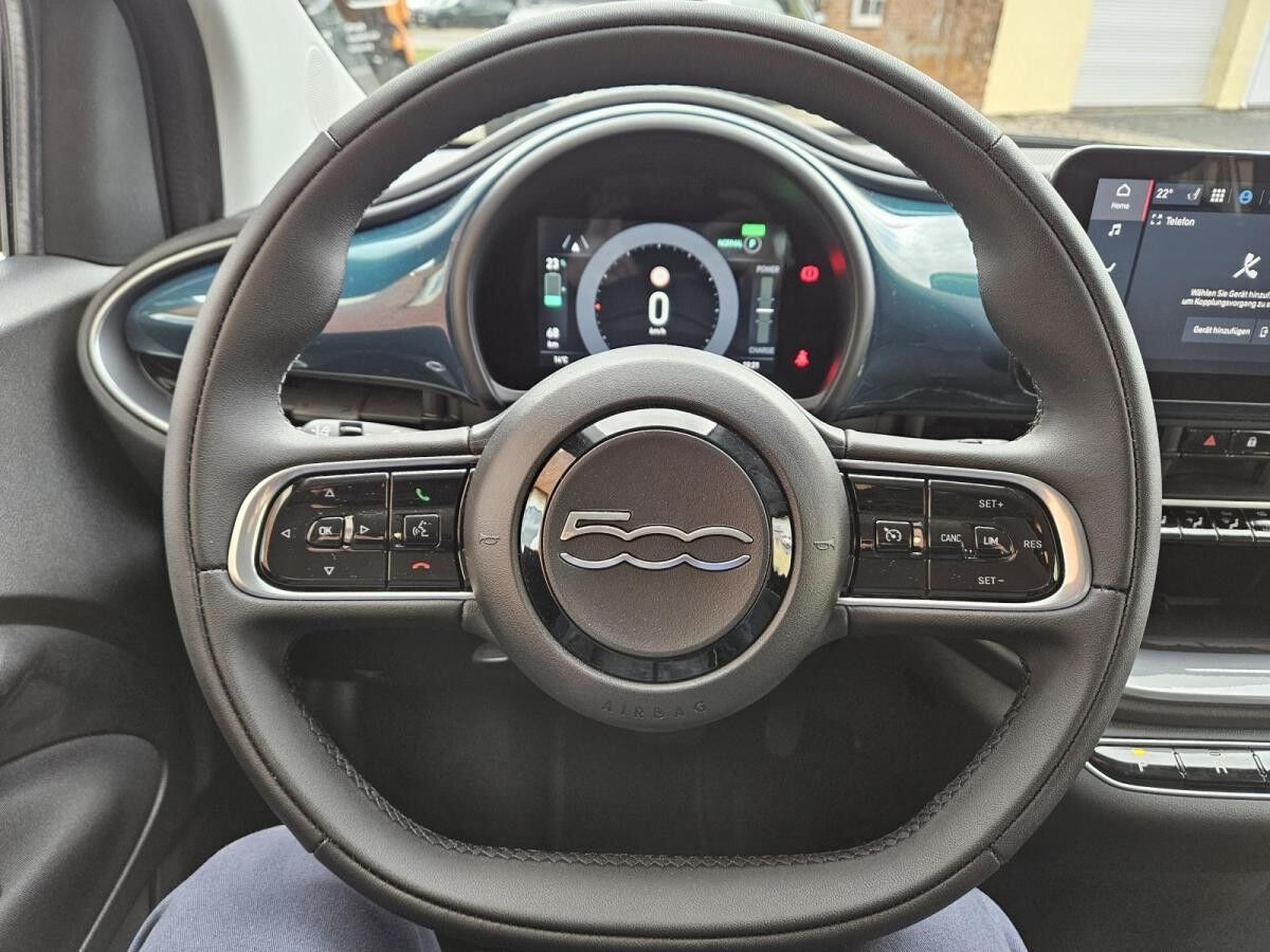 Fiat 500e Icon - sofort verfügbar - Komfort Paket - verschiedene Farben