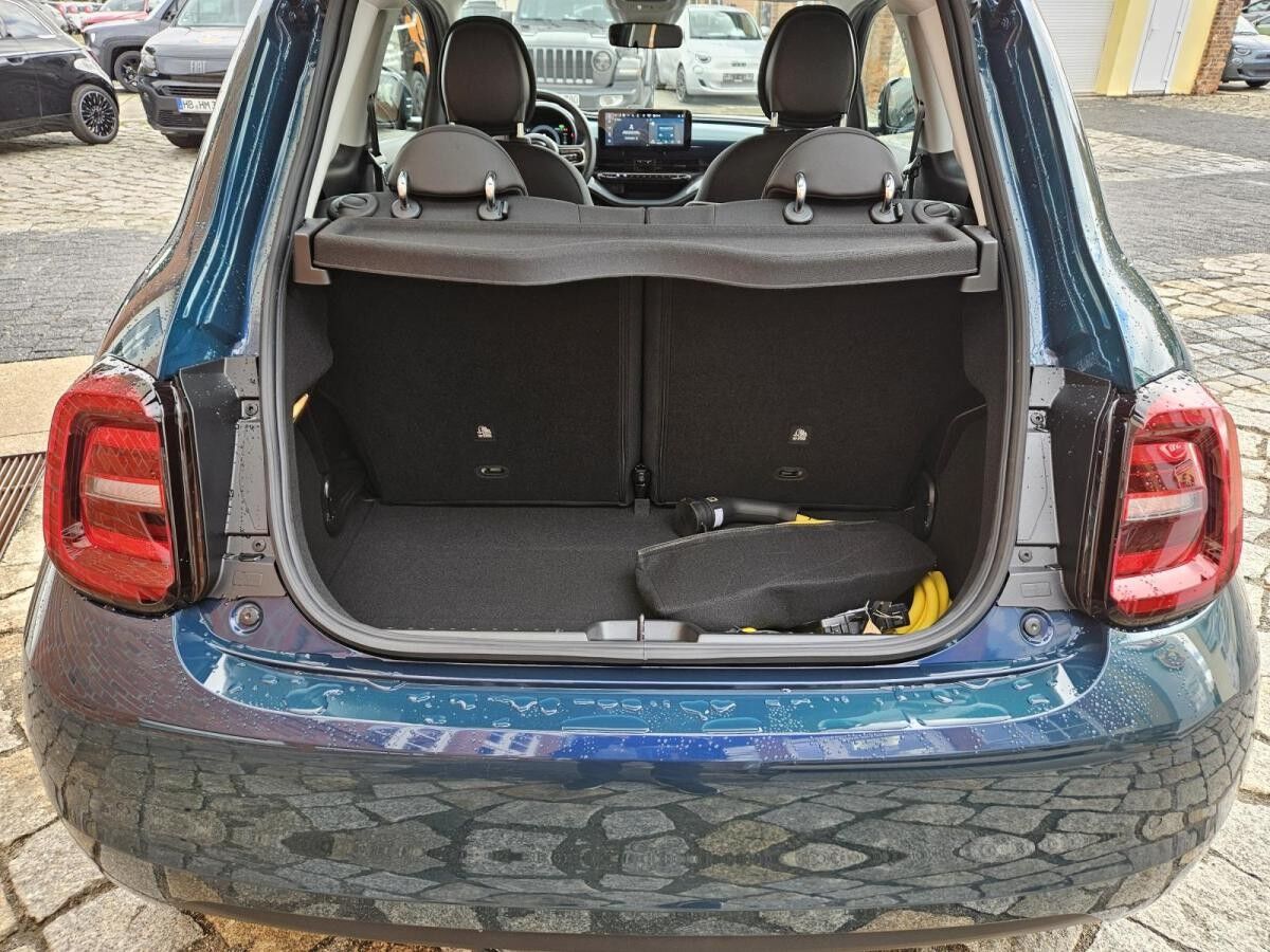 Fiat 500e Icon - sofort verfügbar - Komfort Paket - verschiedene Farben