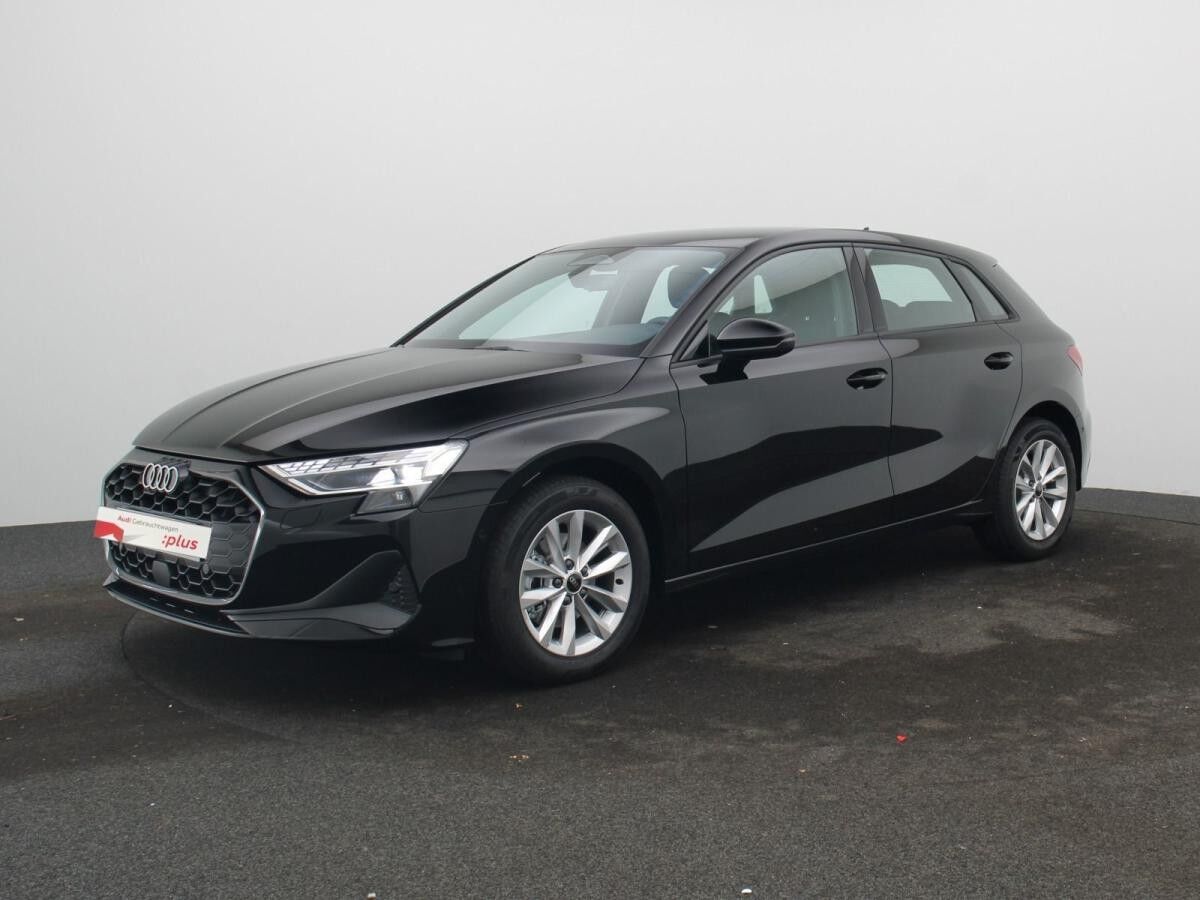 Audi A3 Sportback TFSI / MMI-Navi, ParkAssi, LED, RFK