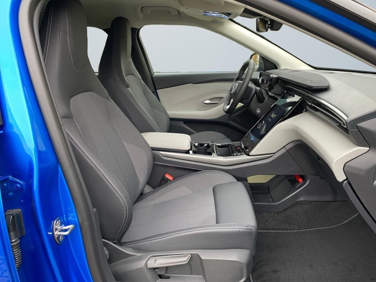 Ford Explorer Select 77kWh Extended Range RWD