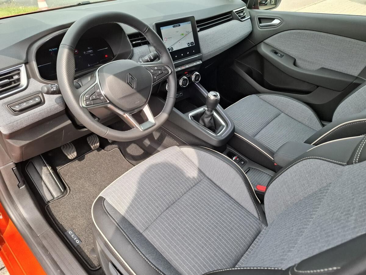 Renault Clio Techno TCe 90 - Sofort Verfügbar!