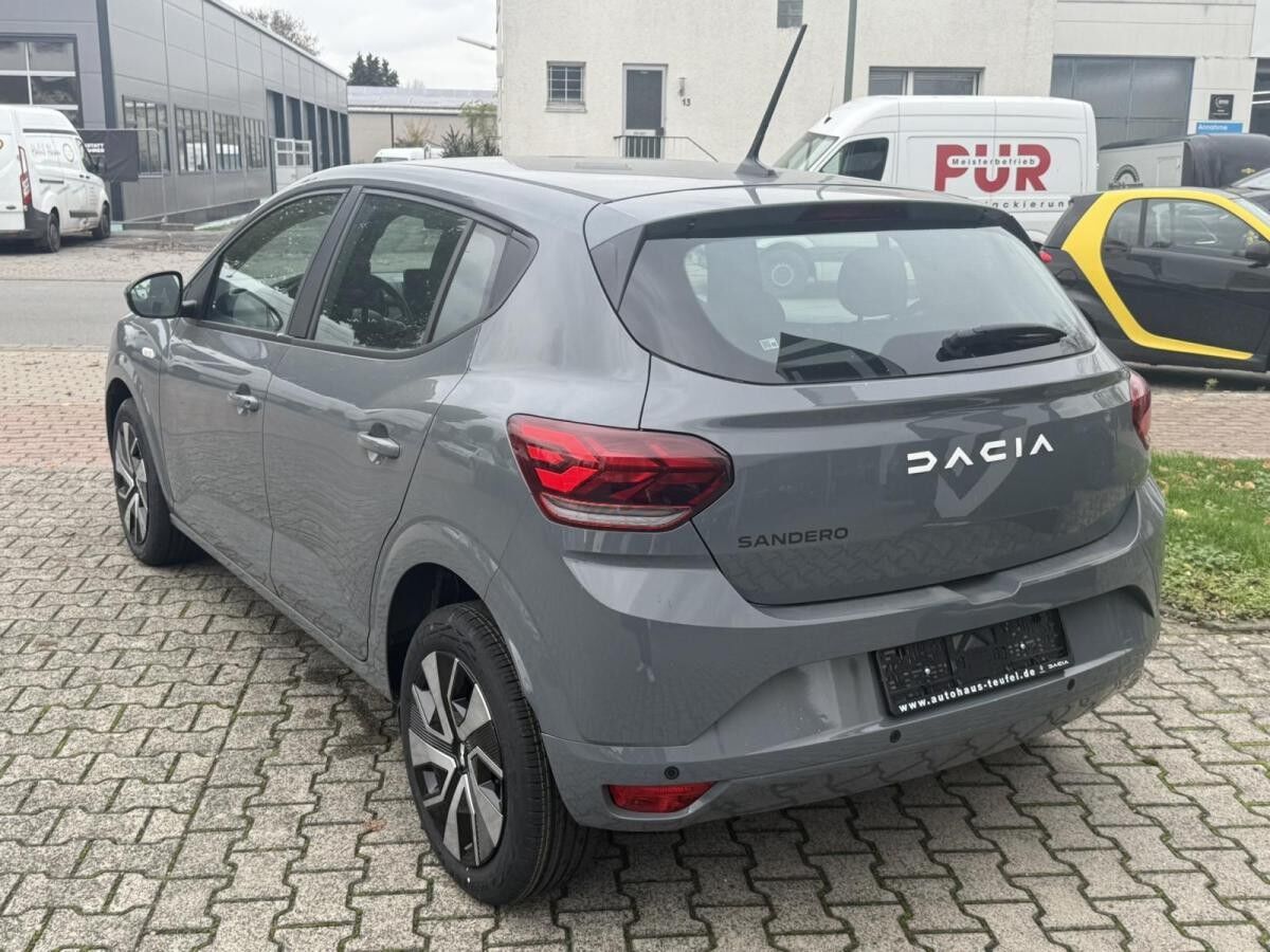 Dacia Sandero Expression TCe 90 *SHZ*PDC* 500€ Rabatt Aktion
