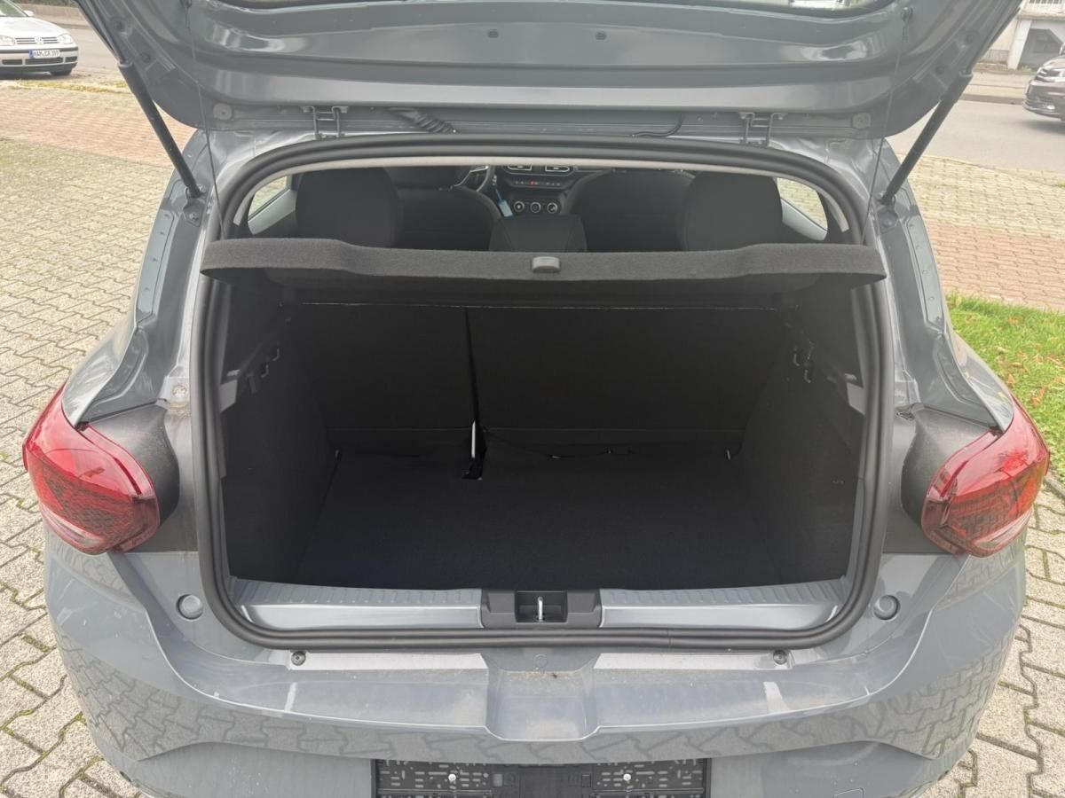 Dacia Sandero Expression TCe 90 *SHZ*PDC* 500€ Rabatt Aktion