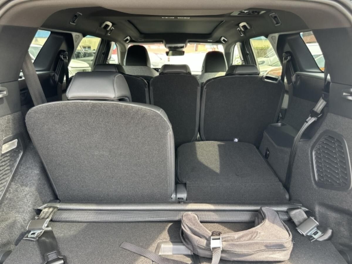 Peugeot 5008 GT HYBRID 145 e-DSC6 AHK-abn. Navi ACC