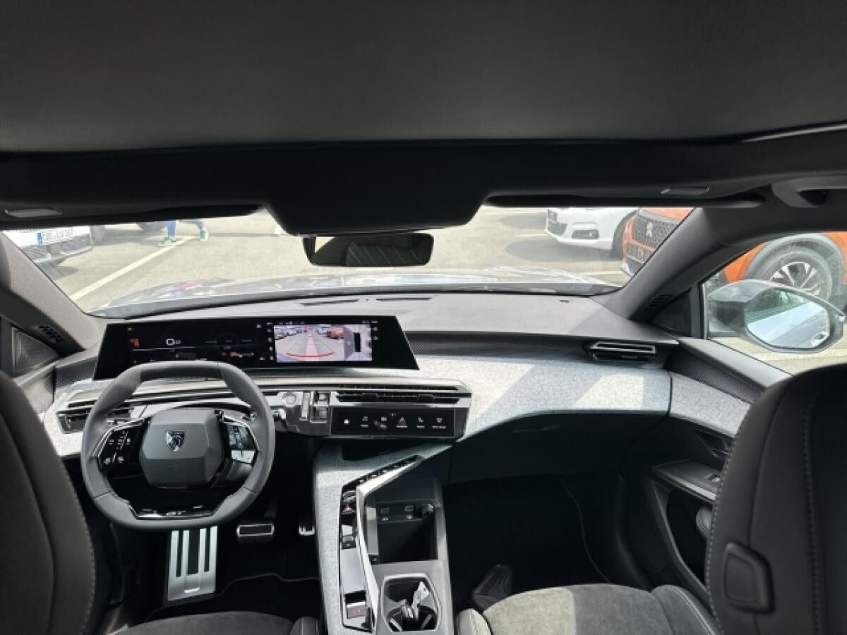 Peugeot 5008 GT HYBRID 145 e-DSC6 AHK-abn. Navi ACC