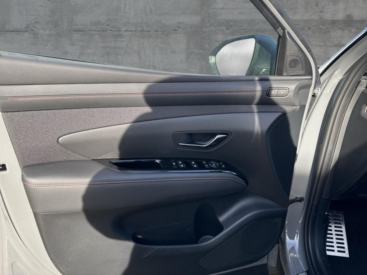 Hyundai TUCSON Tucson FL PHEV 1.6 T-GDI 6-AT 2WD N-LINE