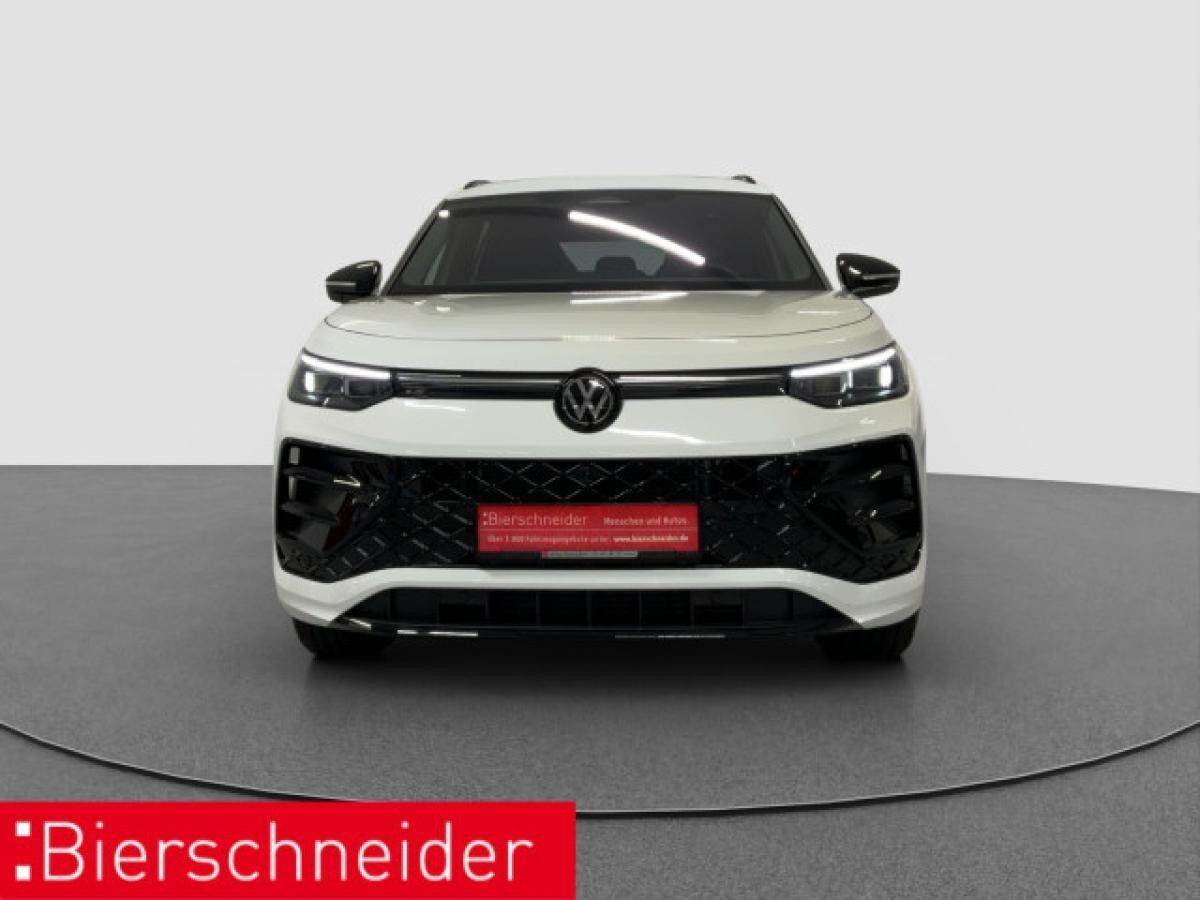 Volkswagen Tayron R-Line 2.0 TDI DSG 4M. *7S/AHK/PANO/STHZG*