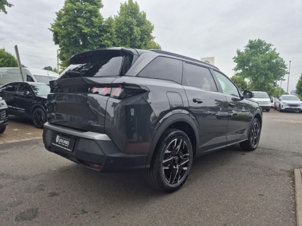 Peugeot 5008 Allure HYBRID 145 e-DSC6 Navi LED CarPlay