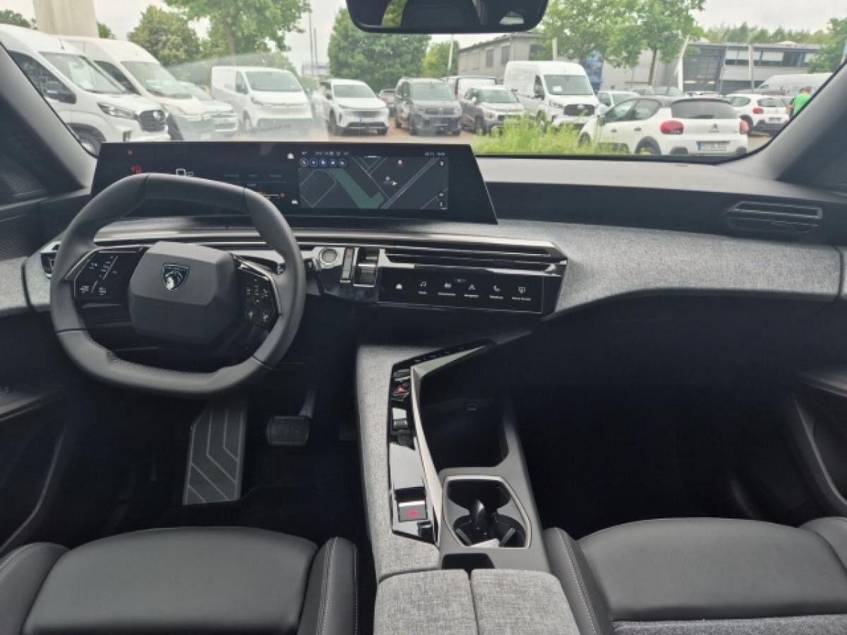 Peugeot 5008 Allure HYBRID 145 e-DSC6 Navi LED CarPlay