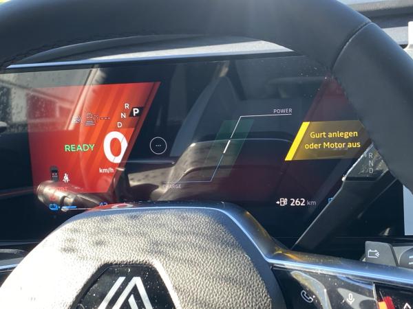 Renault Scenic Iconic 220 Long Range