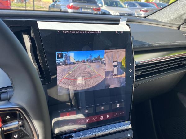 Renault Scenic Iconic 220 Long Range