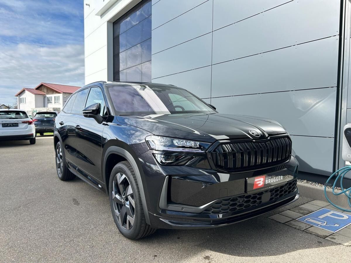 Skoda Kodiaq 2.0 TSI DSG 4x4 Sportline MATRIX AHK PANO